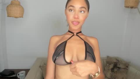 Cristina online show from October 19, 8:13 pm