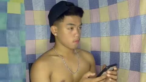 kritthanarkorn online show from April 15, 5:44 am