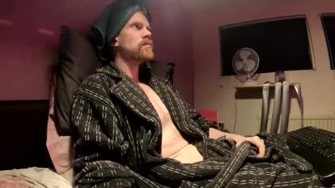 Krullz online show from April 6, 11:06 pm