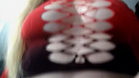 krystal desire online show from September 17, 5:55 am