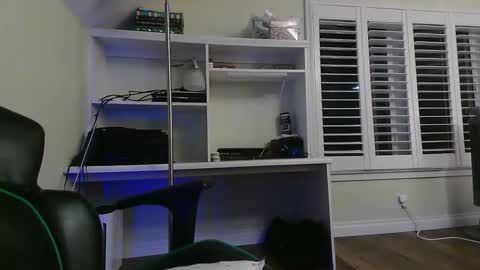 Kevin online show from October 2, 7:18 am