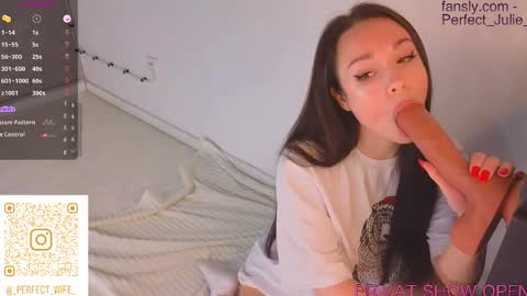 Snapshot of kumamonchik chatting on February 17, 8:19 am  MY NAME IS JULIA  TO SEE MORE 18 CONTENT YOU CAN SUBSCRIBE TO  FANSLY -  online show from February 17, 8:19 am