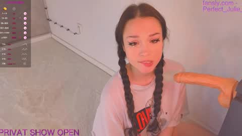  MY NAME IS JULIA  TO SEE MORE 18 CONTENT YOU CAN SUBSCRIBE TO  FANSLY -  online show from October 31, 8:26 am