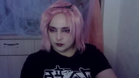 Kira online show from March 5, 3:40 pm