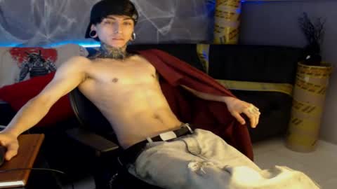 Snapshot of kuregari_xs chatting on October 25, 5:19 am kuregari_xs online show from October 25, 5:19 am