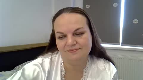 kurkuma_ online show from April 21, 1:18 pm