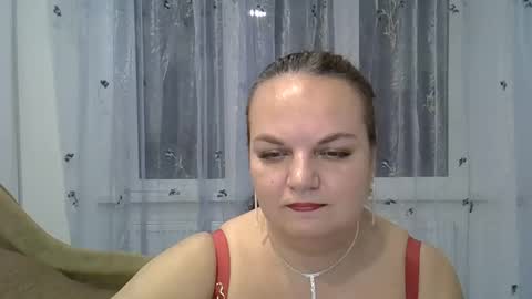 kurkuma_ online show from February 13, 5:49 pm