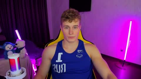 kurt_hanssen online show from December 4, 5:05 pm