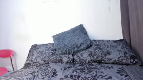 Kyle collinz online show from April 10, 10:25 pm