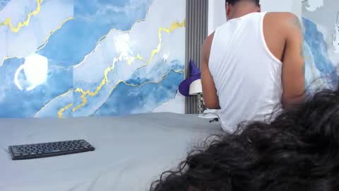 Snapshot of kylieandjhonny chatting on October 30, 8:09 pm Kaylie And Jhony online show from October 30, 8:09 pm