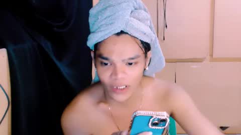 Snapshot of kylieebarbie97 chatting on January 5, 8:52 pm SC pchix2022 online show from January 5, 8:52 pm