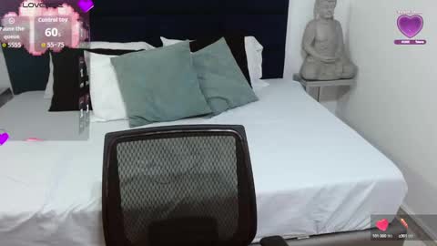 Kylie online show from October 9, 10:43 am