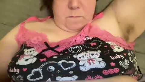 Snapshot of kylorencat chatting on December 30, 2:09 am KYLO online show from December 30, 2:09 am