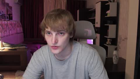 l1onkennedy online show from November 17, 9:17 pm