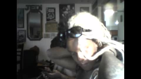 Snapshot of l3nababi92 chatting on October 25, 5:02 pm l3nababi92 online show from October 25, 5:02 pm