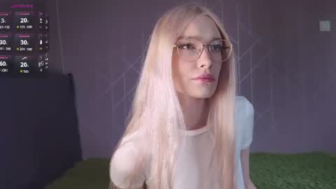 Evie online show from August 7, 9:40 am