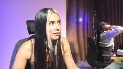 T A T I A N A online show from May 6, 8:26 pm