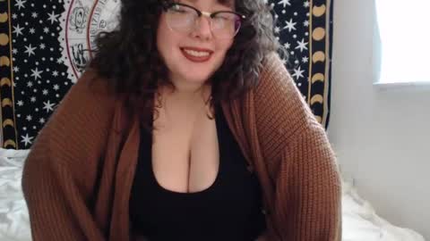 Lacey online show from October 11, 4:43 pm