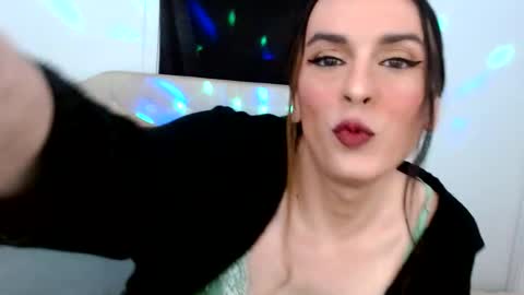 Lacey Phoenix online show from February 19, 2:54 am