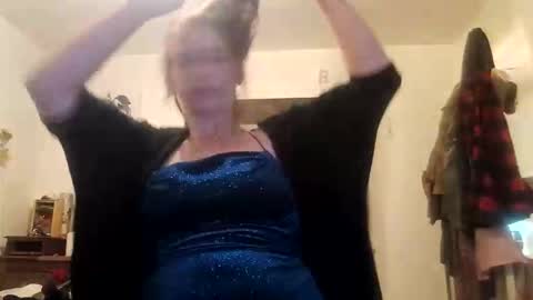 lacybell online show from January 13, 1:35 am