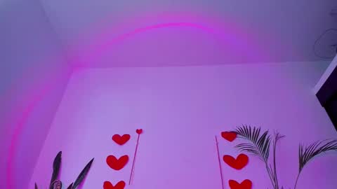 Laden And Juan online show from February 18, 10:36 pm