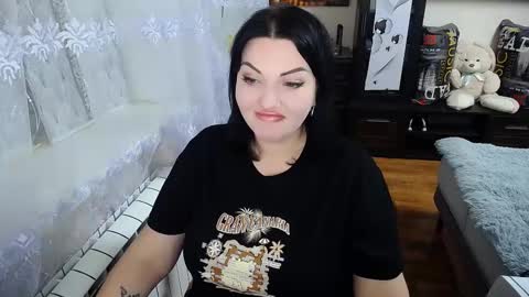 lady_boom_ online show from February 16, 7:27 pm