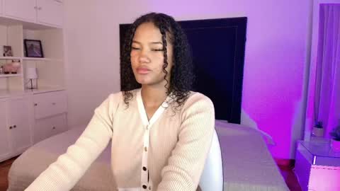 Karla - Instagram   lady karla1 online show from March 31, 12:38 pm