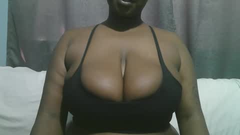 lady_dearra online show from September 18, 11:25 am