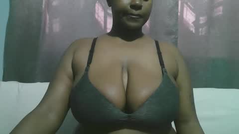 lady_dearra online show from October 9, 11:37 am