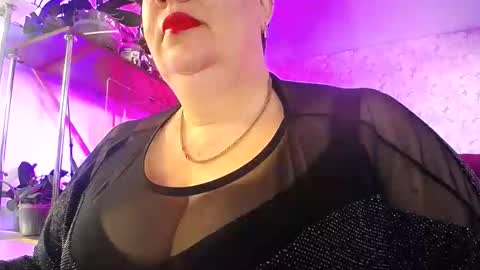 Lady Gloria online show from February 2, 6:32 am