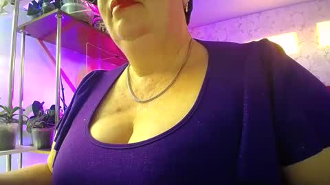 Lady Gloria online show from February 9, 2:31 pm