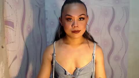 lady_shane26 online show from May 8, 12:00 pm
