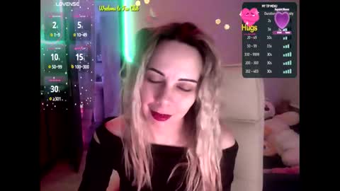 lady_smile69 online show from February 22, 2:15 am