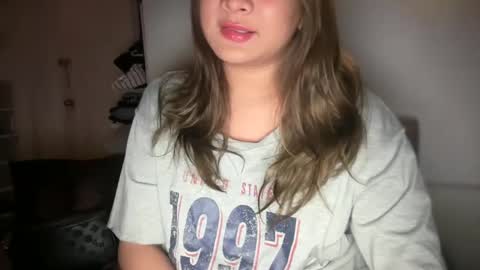 Aria online show from February 10, 11:55 pm