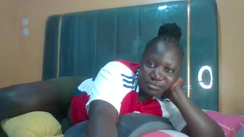 lindah32 online show from February 22, 11:18 pm