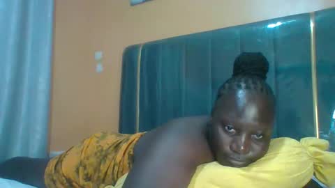 lindah32 online show from February 15, 5:33 pm