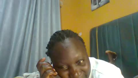 lindah32 online show from March 23, 7:08 pm