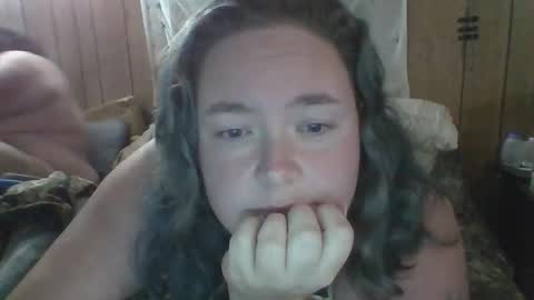 Snapshot of ladylynn13 chatting on October 21, 10:35 pm LadyLynn13 online show from October 21, 10:35 pm