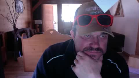 lafesse online show from March 10, 9:45 am