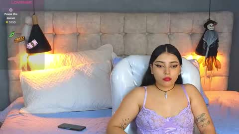    online show from October 20, 10:48 pm