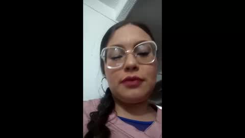 laia_hadid online show from February 14, 11:40 pm