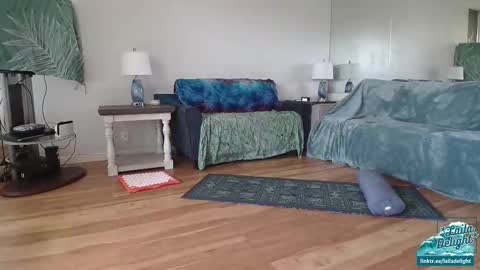 Laila Delight Goddess of Light online show from October 27, 6:52 pm