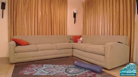 Laila Delight Goddess of Light online show from November 6, 7:28 pm