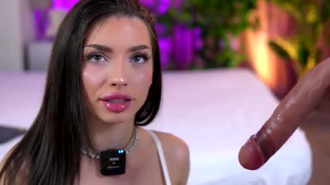 Lala online show from March 6, 7:46 pm