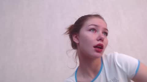 Lisa online show from October 1, 3:33 pm