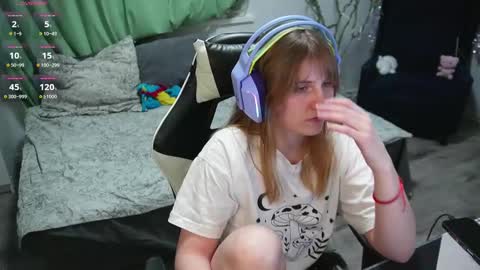 Kay online show from February 22, 8:09 pm