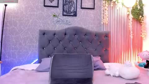 lana_gill online show from May 13, 7:12 pm