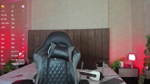 Lana online show from December 3, 5:30 am