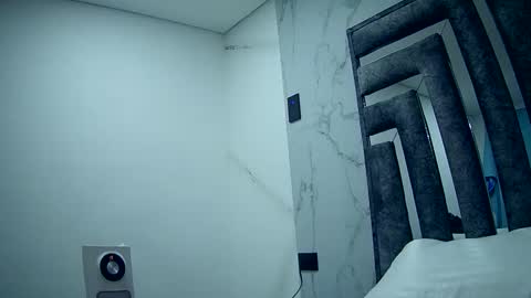 lanabee900 online show from March 26, 12:50 am