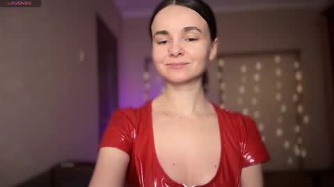 Lana online show from October 9, 10:15 pm